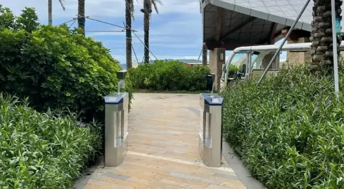 QR Code Turnstile Gate